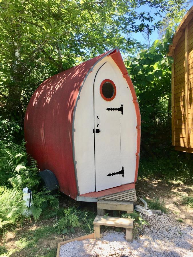 Rosa The Cosy Cabin - Gypsy Wagon - Shepherds Hut, River Views Off-Grid Eco Living Vila Pedrogao Grande Exterior foto