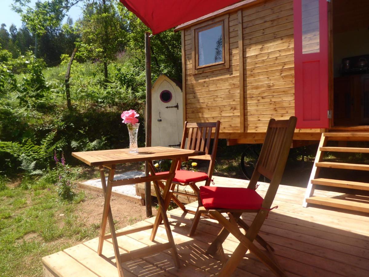 Rosa The Cosy Cabin - Gypsy Wagon - Shepherds Hut, River Views Off-Grid Eco Living Vila Pedrogao Grande Exterior foto